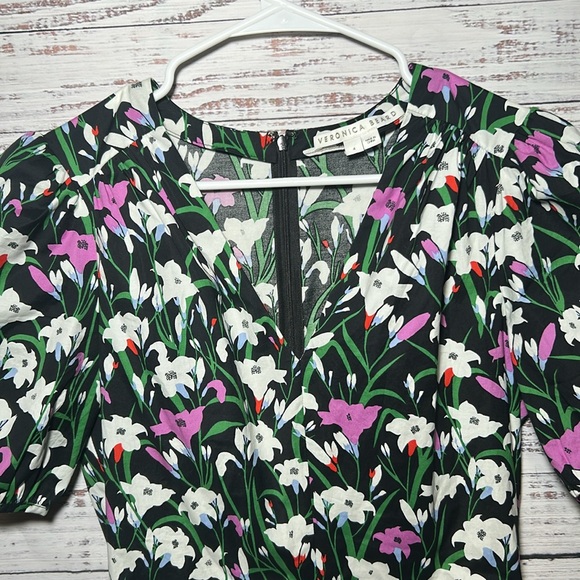 Veronica Beard Janis Floral Ruched Dress Size 4 - Picture 12 of 16